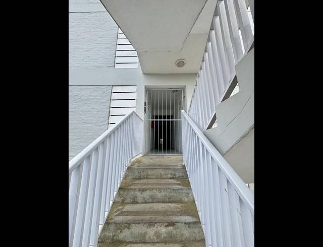 2 BEDROOM APARTMENT FOR SALE IN GRAHAMSTOWN